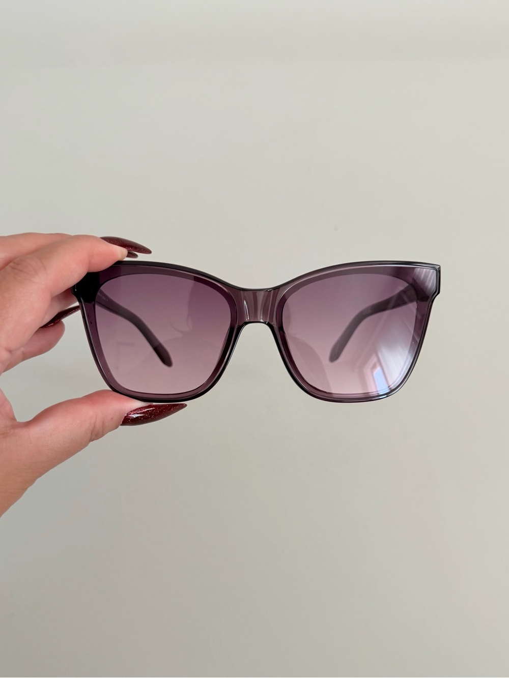 QUAY After Party Purple Oversized Sunglasses - Picture 8 of 9